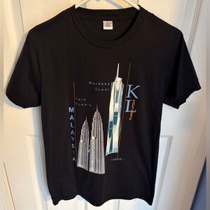 T-Shirt Malaysia Men’s Size Medium